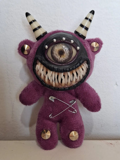 🔥Horror Doll Keychain😱